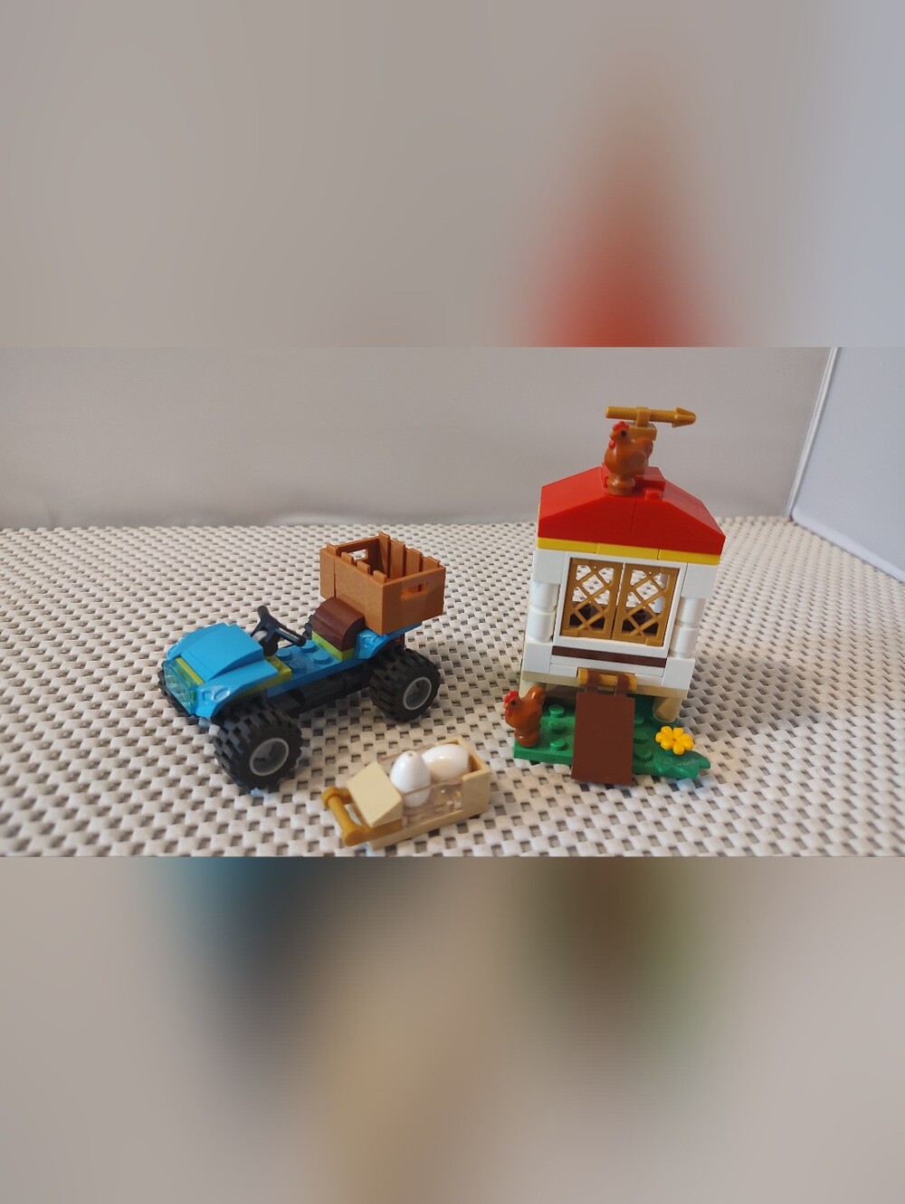 LEGO City Chicken Henhouse 60344 Building Farm Toy Set No Minifigure - Picture 2 of 6